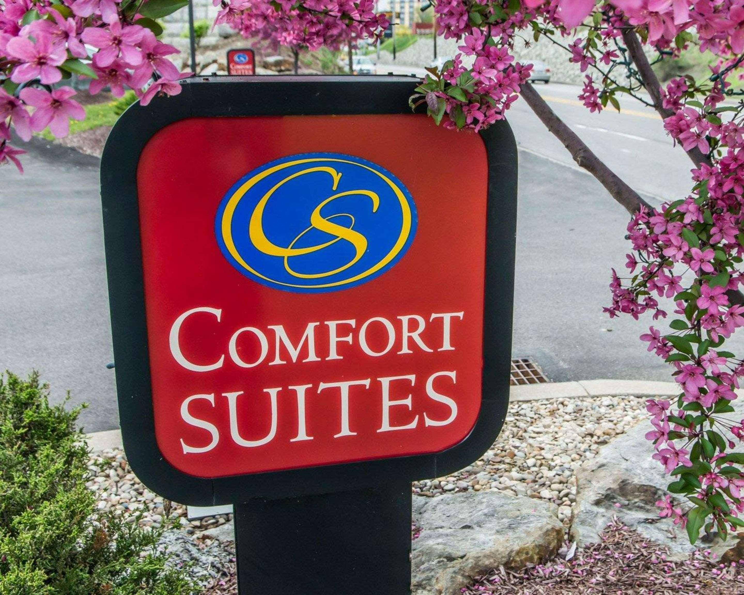 Comfort Suites Monroeville Exterior foto